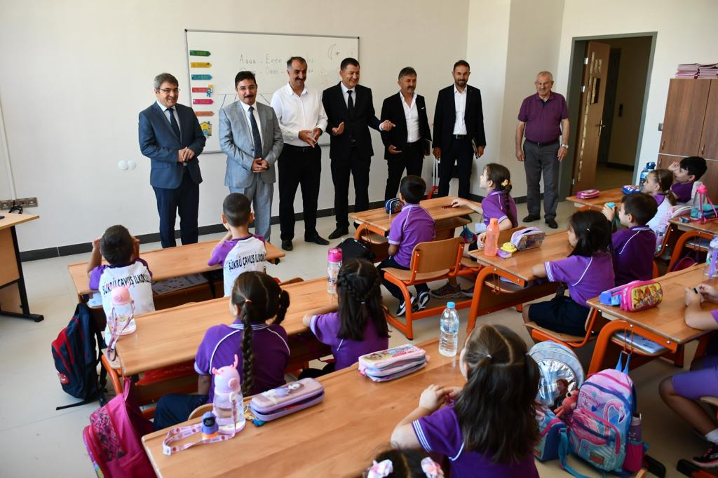 Sayın Kaymakamımız Ayhan TERZİ, Şükrü Çavuş Sait Eroğlu İlkokulunu Ziyaret Etti.